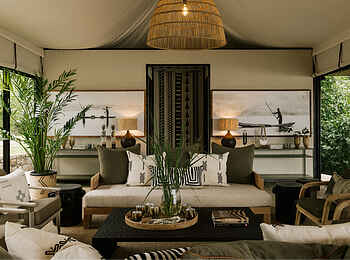 Zambezi Sands Luxury Tented Camp: In der Lounge