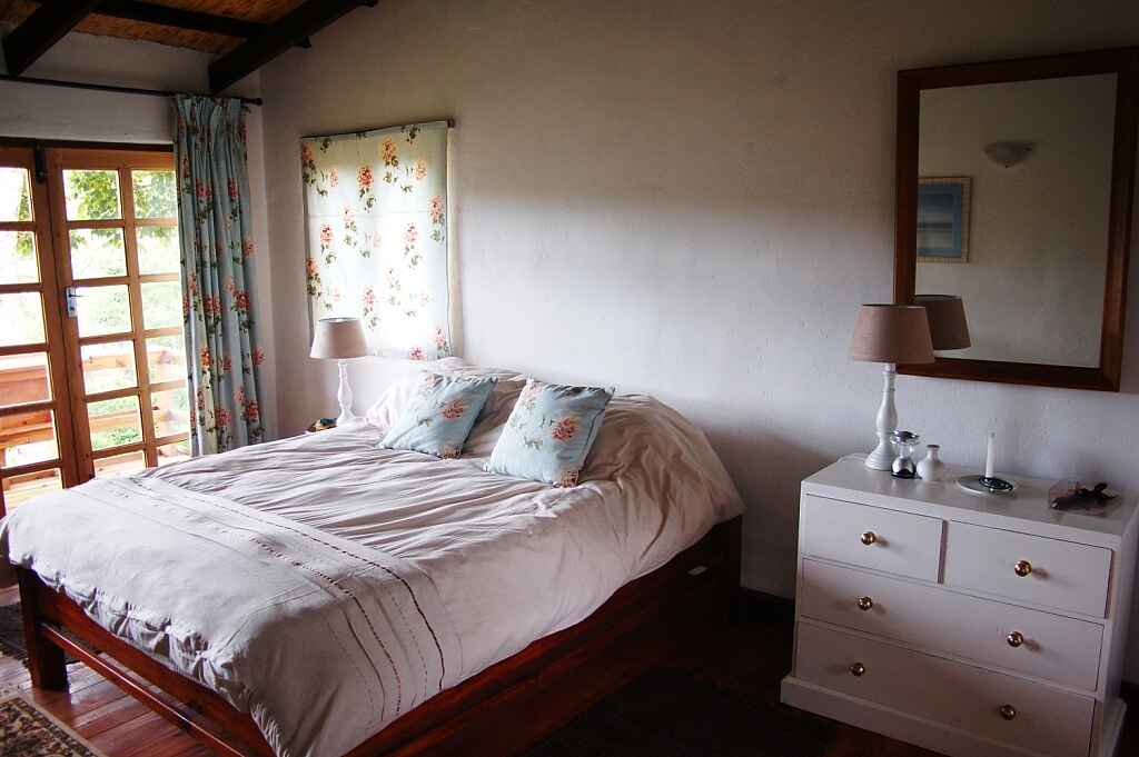 Luwawa Forest Lodge: Schlafzimmer in einem der Chalets Luwawa Forest Lodge: Schlafzimmer in einem der Chalets