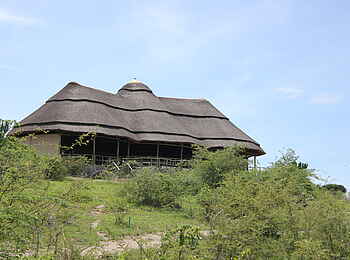 Kasenyi Safari Camp: Hauptgebäude am Hang