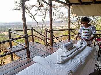 Kirawira Serena Camp: Vorbereitung für eine Massage