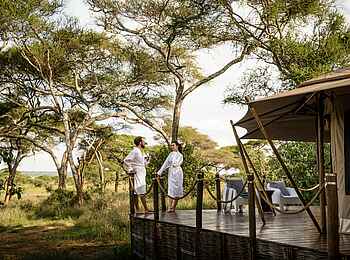 Sanctuary Swala: Gästezeltterrasse