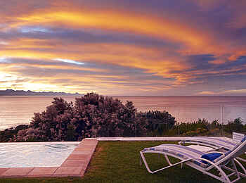 The Plettenberg: Abendstimmung am Swimmingpool