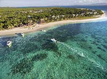 Time + Tide Miavana: Luftbild Activity Center