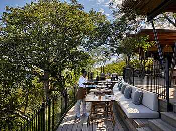 Bupenyu Lodge: Restaurant