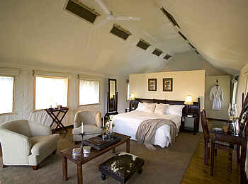 Gorah Elephant Camp: Blick in ein Zelt Gorah Elephant Camp: Blick in ein Zelt