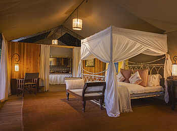 Serian The Original Camp: Marquee Tent Bett