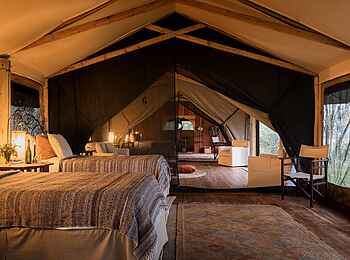 Serian´s Lamai Camp: Blick durchs Gästezelt