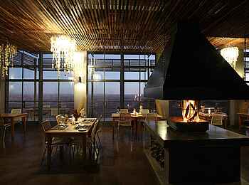 Fish River Lodge: Essbereich mit Panoramablick