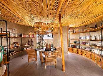 Jabali Ridge Camp: Bibliothek