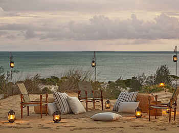 Kisawa Sanctuary: Sundowner am Strand