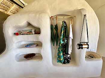 Moela Safari Lodge: Offener Kleiderschrank