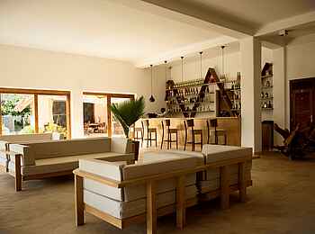 Zanzibar White Sand Luxury Villas: Lounge Bar Zanzibar White Sand Luxury Villas: Lounge Bar