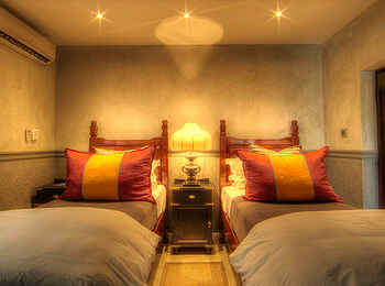 Chobe Game Lodge: Standard Family Room Twin Betten