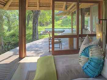 Dulini Leadwood Lodge: Private Terrasse einer Suite