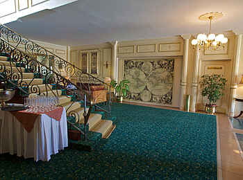 Hansa Hotel: Treppenaufgang