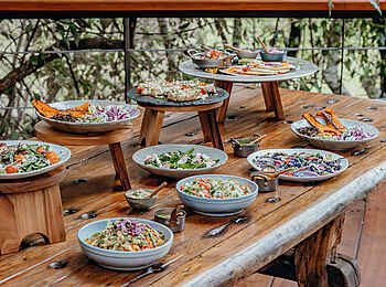 Mara Toto Tree Camp: Buffet mit vielen Speisen