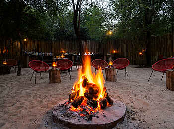 Mukwa River Lodge: Die Boma