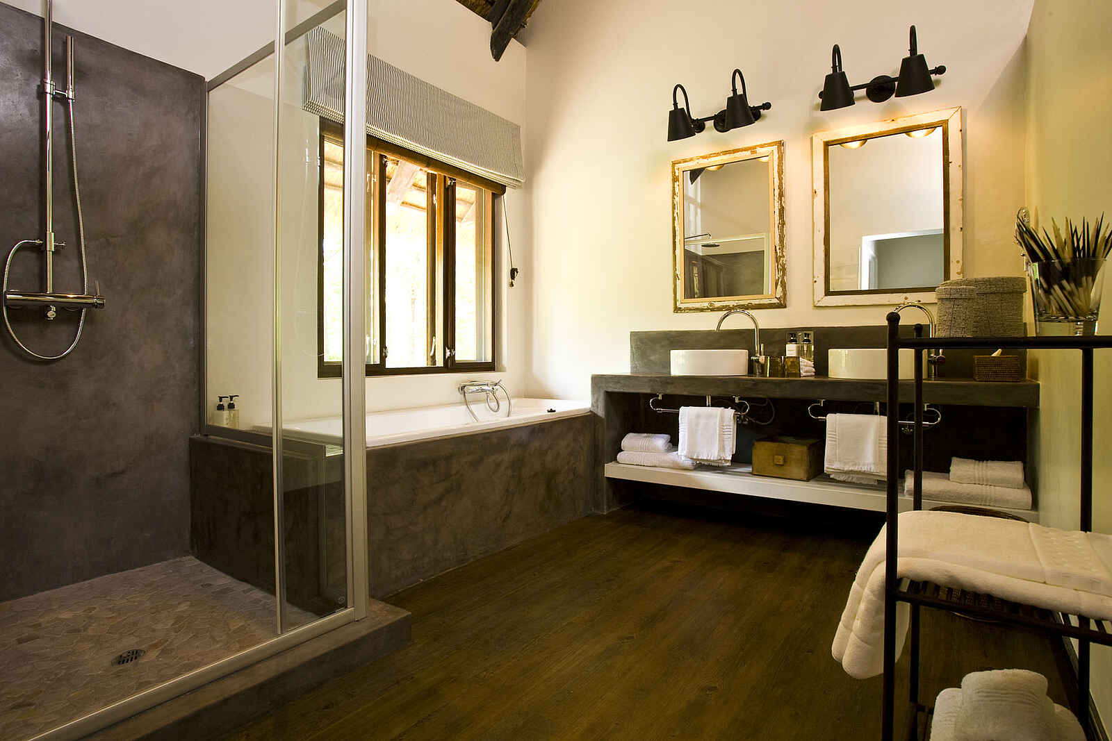 Mushara Lodge: Badezimmer der Chalets Mushara Lodge: Badezimmer der Chalets