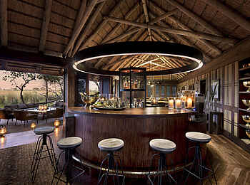 Nxabega Okavango Tented Camp: Die Bar