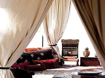 San Camp: In der Lounge