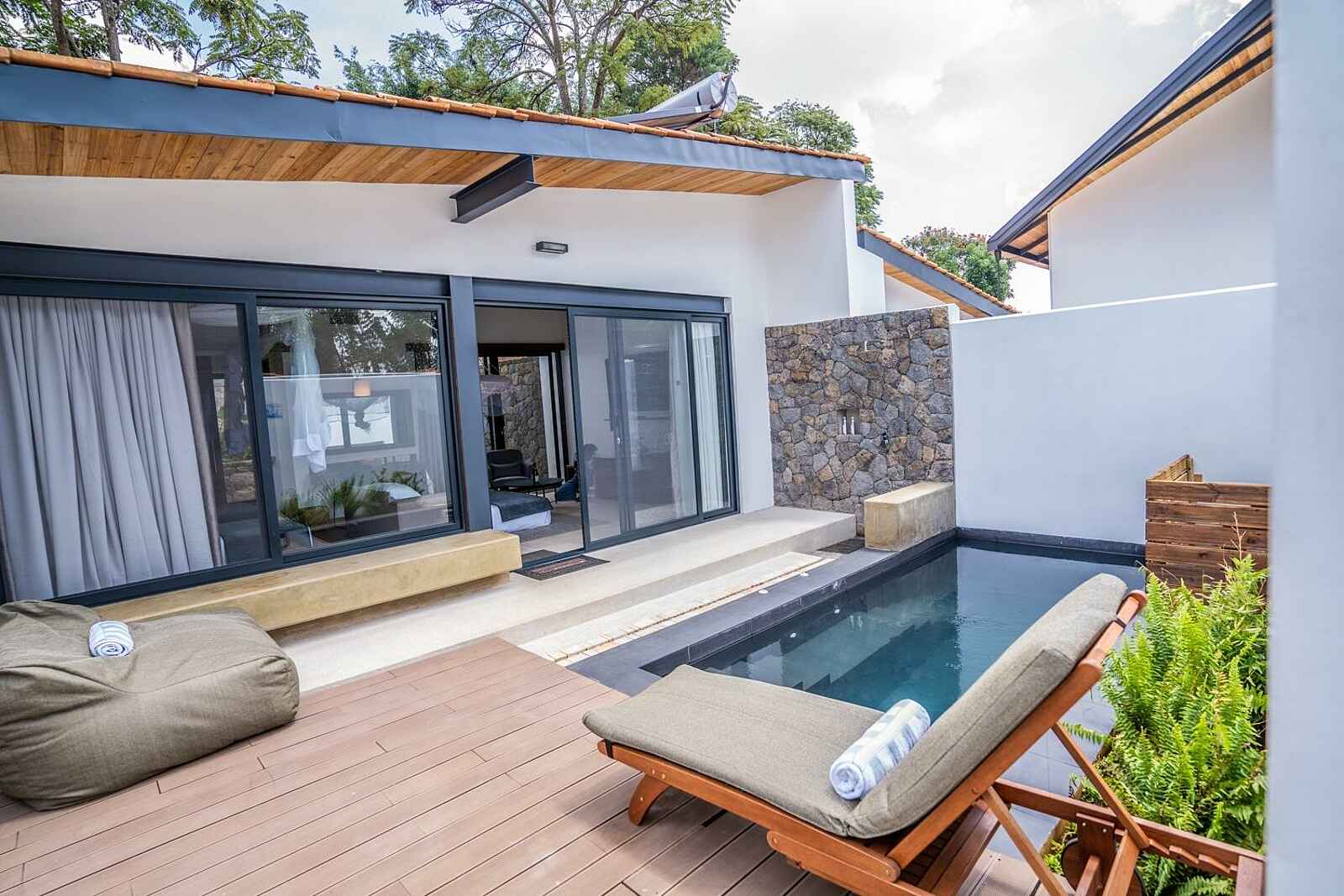 The Retreat Hotel: Luxury Pool Villa Terrasse The Retreat Hotel: Luxury Pool Villa Terrasse