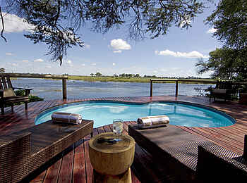 Lagoon Camp: Entspannung am Pool Lagoon Camp: Entspannung am Pool