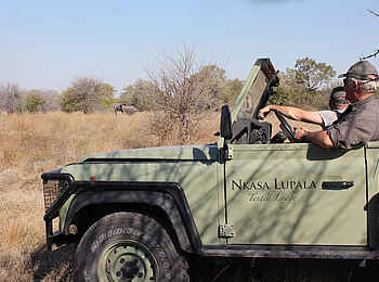 Nkasa Lupala Tented Lodge: Game Drive Nkasa Lupala Tented Lodge: Game Drive