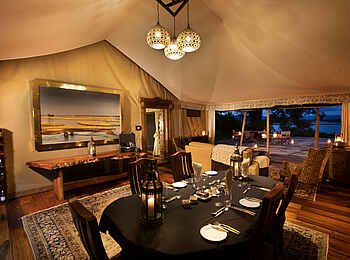 Zanji Suite at Tembo Plains Camp: Der Wohnbereich Zanji Suite at Tembo Plains Camp: Der Wohnbereich