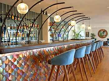 Latitude 0: The Other Side - Bar Latitude 0: The Other Side - Bar