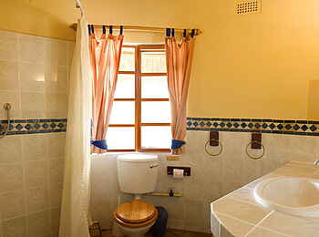 Musangano Lodge: Bad eines Chalets