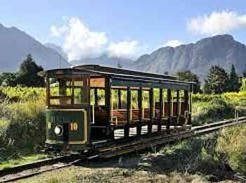 Mont Rochelle Hotel and Vineyard: Wine Tram