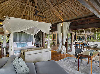 North Island: Das Hauptschlafzimmer der Beachfront Villa