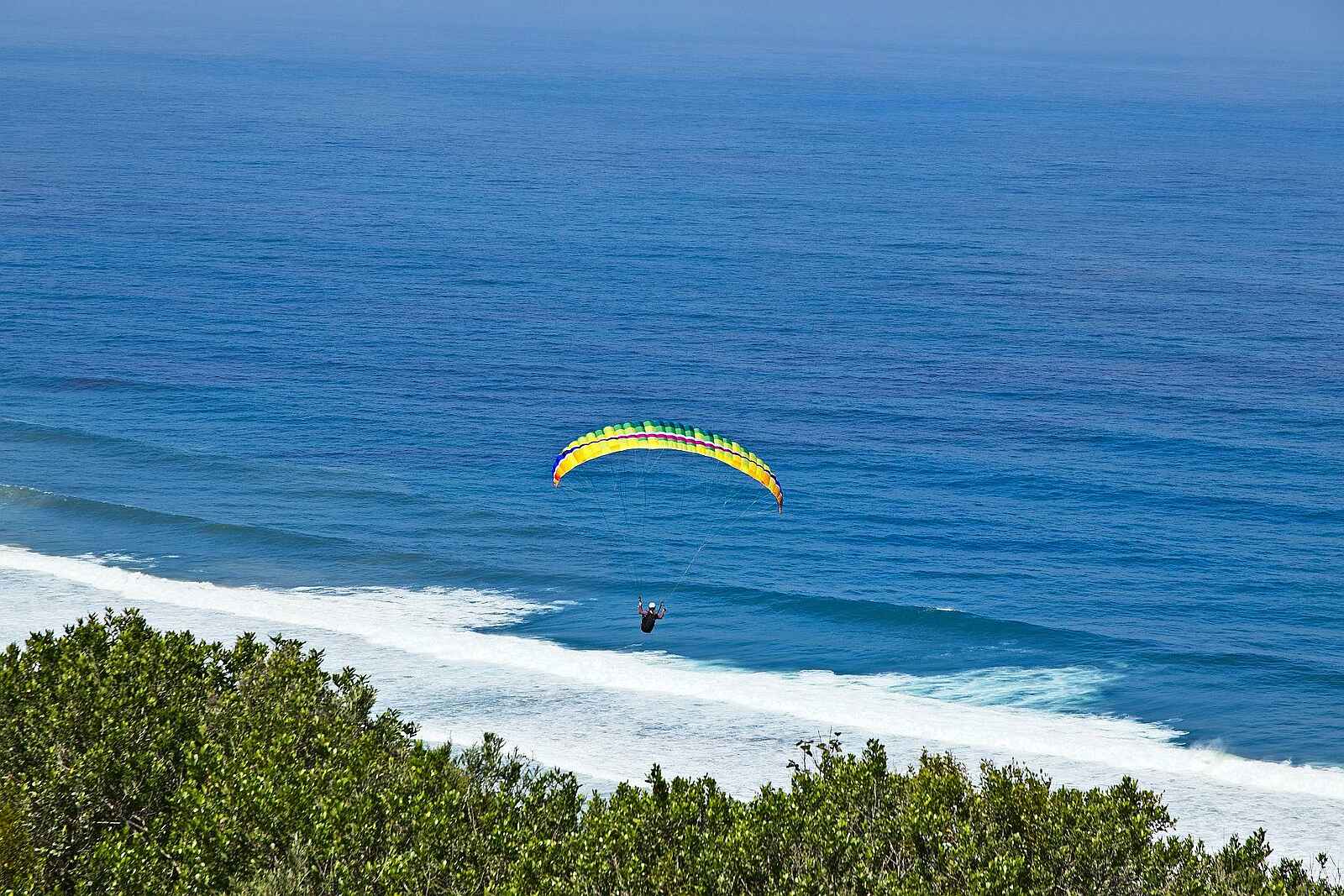 Simbavati Fynbos on Sea Lodge: Paragliding Simbavati Fynbos on Sea Lodge: Paragliding