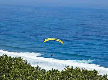 Simbavati Fynbos on Sea Lodge: Paragliding Simbavati Fynbos on Sea Lodge: Paragliding