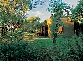 Sabi Sabi Bush Lodge: Standardsuite von Außen Sabi Sabi Bush Lodge: Standardsuite von Außen