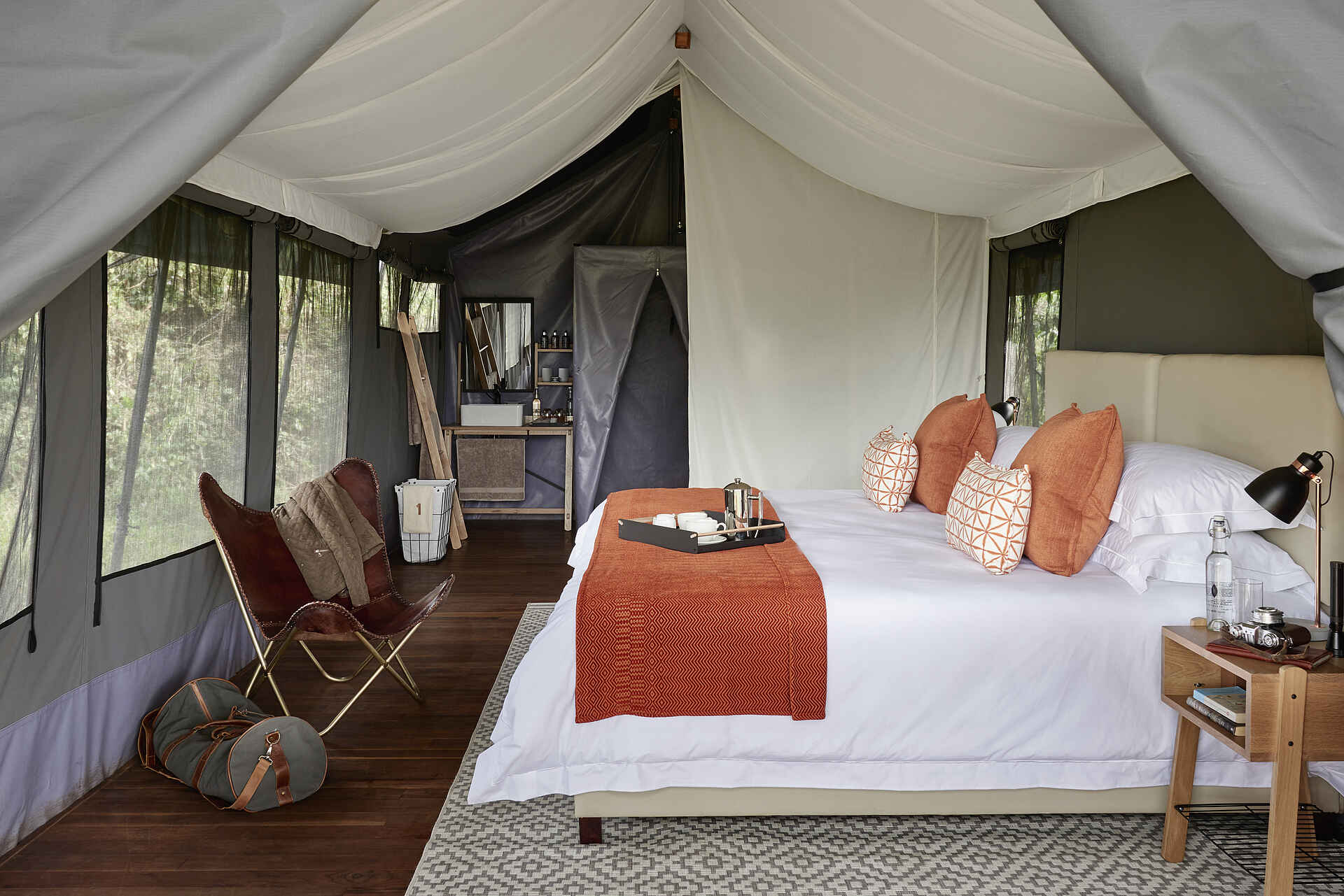 Sanctuary Ngorongoro Crater Camp: Schlafzimmer