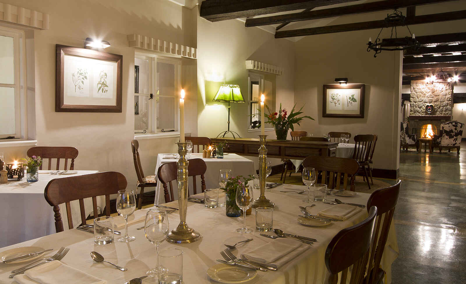 Gibbs Farm: Beleuchteter Speisesaal Gibbs Farm: Beleuchteter Speisesaal