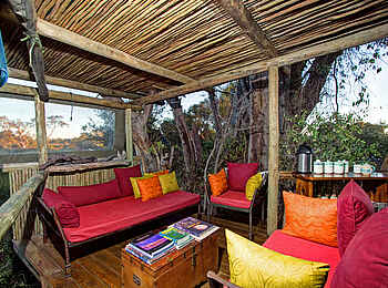 Oddball's Enclave Camp: Lounge Oddball's Enclave Camp: Lounge