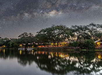 Time + Tide Chongwe Camp: Das Camp bei Nacht