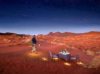 andBeyond Sossusvlei Desert Lodge: Dinner in den Dünen andBeyond Sossusvlei Desert Lodge: Dinner in den Dünen