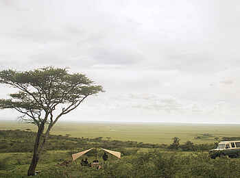 Charlie Sanjan Safari Camp: Fahrzeug steht bereit
