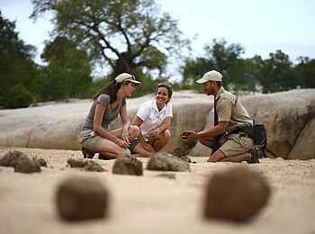 Dulini Leadwood Lodge: Game Walk