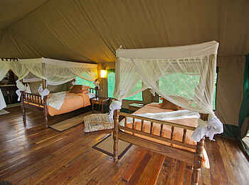 Katuma Bush Lodge: Ein Gästezelt mit zwei Einzelbetten