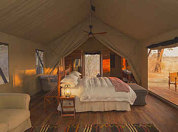 Verney's Camp: Doppelbett in Gästeunterkunft