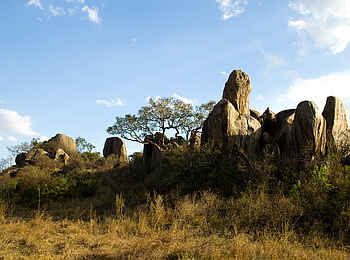 Dunia Camp: Steinfelsen Dunia Camp: Steinfelsen