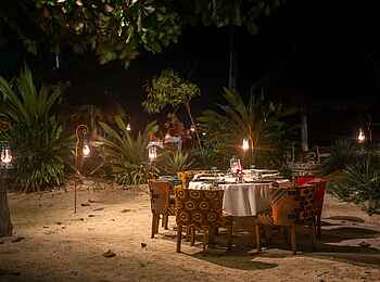 Xanadu Villas: Dinner am Strand Xanadu Villas: Dinner am Strand
