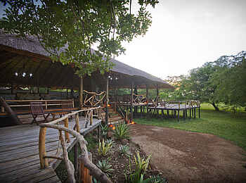 Baker's Lodge: Treppe auf's Deck Baker's Lodge: Treppe auf's Deck