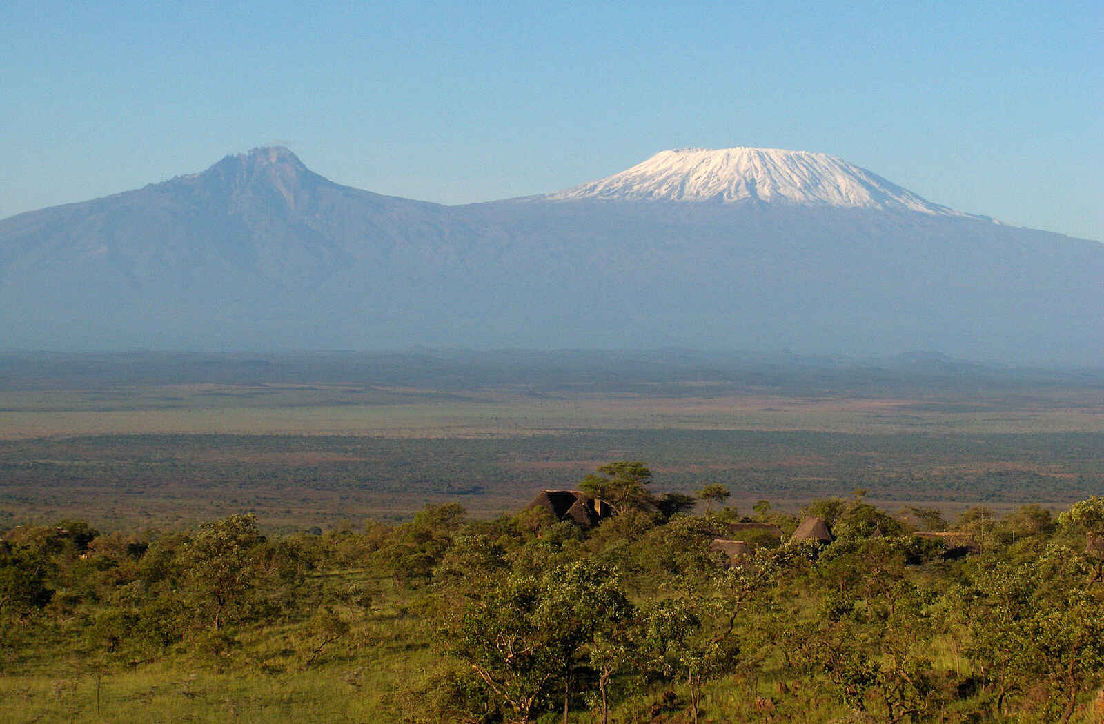 Campi ya Kanzi Lodge: Lodge vor Kilimandscharo Campi ya Kanzi Lodge: Lodge vor Kilimandscharo