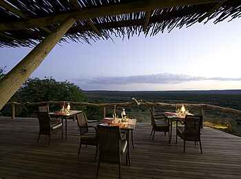 Ongava Lodge: Blick in die Weite Ongava Lodge: Blick in die Weite