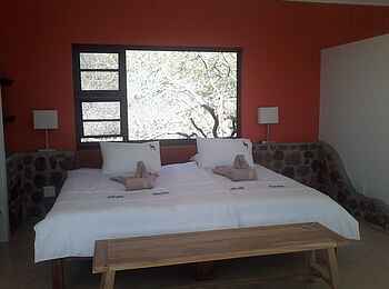 Waterberg Guest Farm: Bungalow-Doppelbett Waterberg Guest Farm: Bungalow-Doppelbett